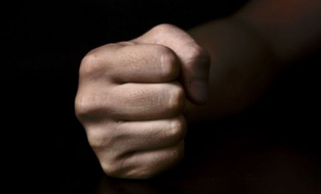 Вознесенск всколыхнула серьезная драка: женщину избили на глазах у ребенка