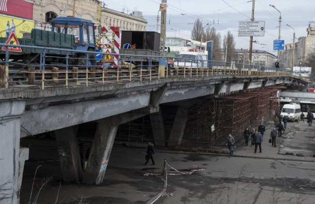 Снос Шулявского моста: киевлян предупредили об изменении движения троллейбусов