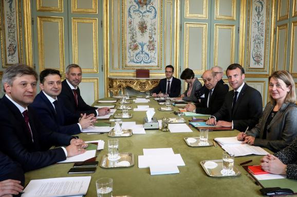 Президент Франции Макрон встретился с Зеленским: видео
