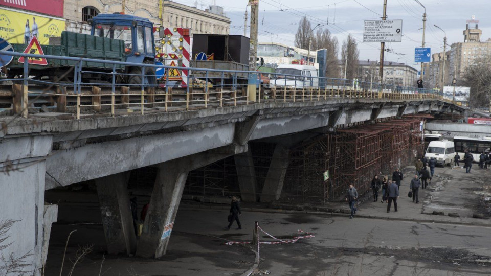 Снос Шулявского моста: киевлян предупредили об изменении движения троллейбусов