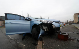 На скорости вылетел в пешеходную зону: в Киеве произошло ДТП