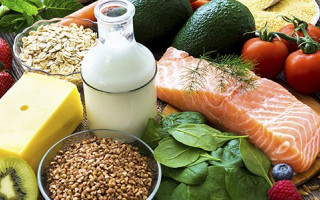 Топ-10 полезных продуктов для здоровых волос