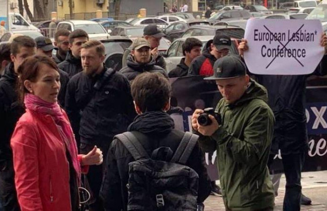 Десять пострадавших: в Киеве избили участников лесбийской конференции