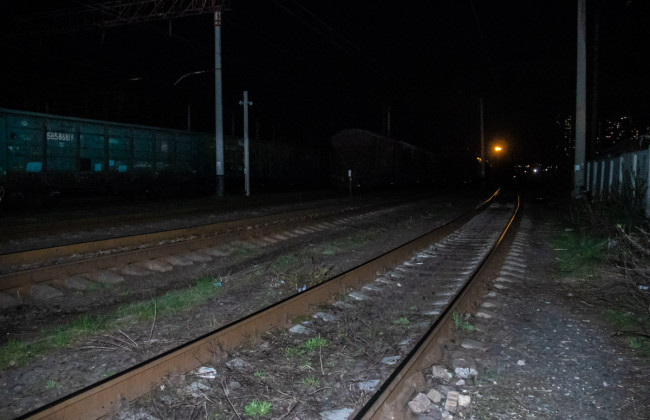 Получил мощный разряд током: в Киеве серьезно пострадал 14-летний школьник