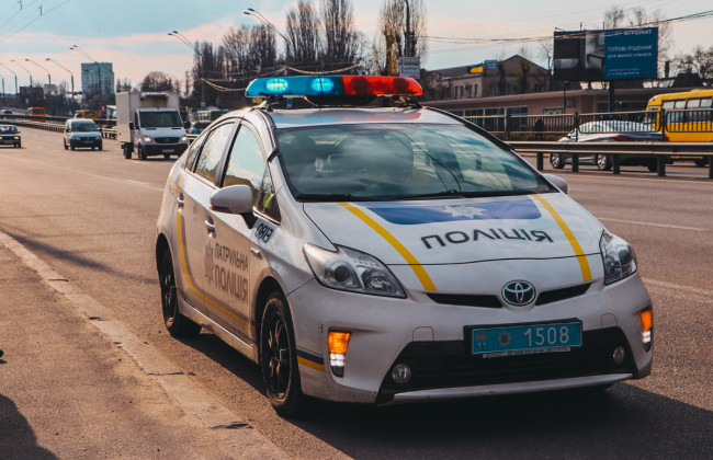 Разбился насмерть: мужчина выпрыгнул из окна жилого дома в Киеве