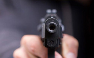 Неизвестный в Днепропетровской области выстрелил в голову семикласснику: видео