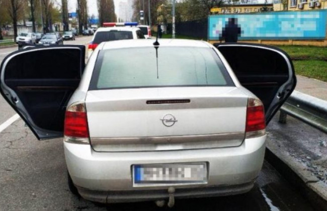 Голливудская погоня: в Киеве полиция ловила дерзких грабителей на Opel