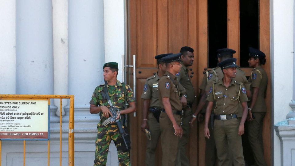 Трагедия на Шри-Ланке: прогремел восьмой взрыв, новые подробности