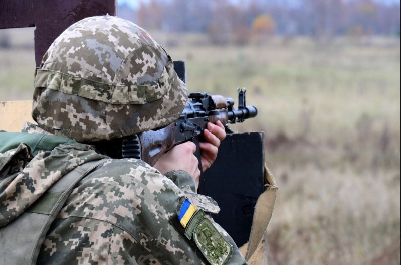 Двух командиров боевиков ликвидировали на Донбассе: все подробности