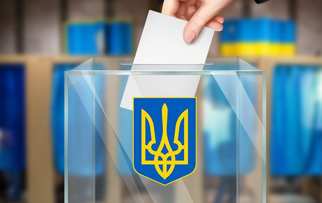 Выборы в Украине: в Виннице проголосовала 101-летняя женщина