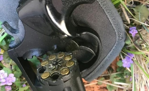 Чоловік погрожував пістолетом стоматологу у Дрогобичі