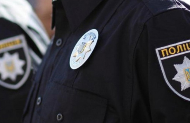 В центре Киева со стрельбой напали на автомобиль копов: все подробности