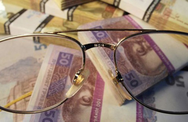 Пенсии для переселенцев: Рева сделал важное заявление