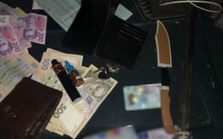 Тероризували та викрадали людей: на Одещині покарають фейкових поліцейських