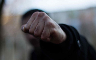 Избил мать до смерти: злоумышленнику сообщили о подозрении