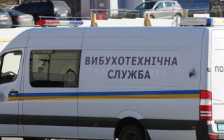 В Киеве «заминировали» Кабмин, Раду, аэропорт и вокзалы: подробности