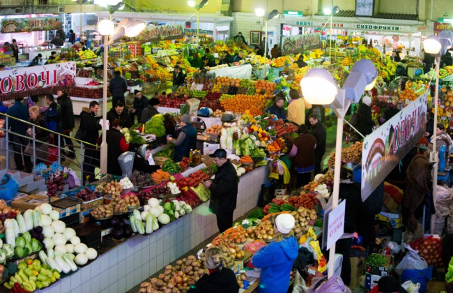 Киевлянам назвали продукты, которые подешевели перед Пасхой