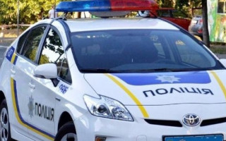 В Киеве мужчина выбросился из окна и погиб