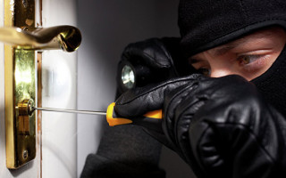 В Киеве неизвестные проникли в квартиру судьи