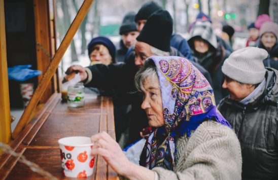 Киевским пенсионерам будут раздавать бесплатные обеды (адреса)