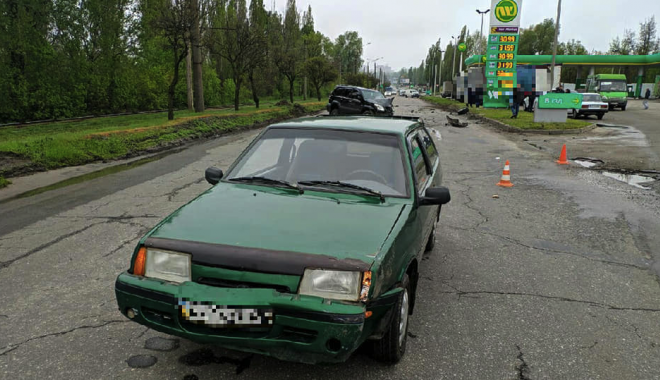 В Харькове произошло тройное ДТП: есть подробности
