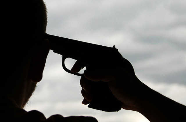 Свел счеты с жизнью во время дежурства: подробности самоубийства на катере