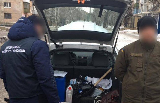 Отримав $500 хабара: на Донеччині судитимуть командира роти Нацгвардії