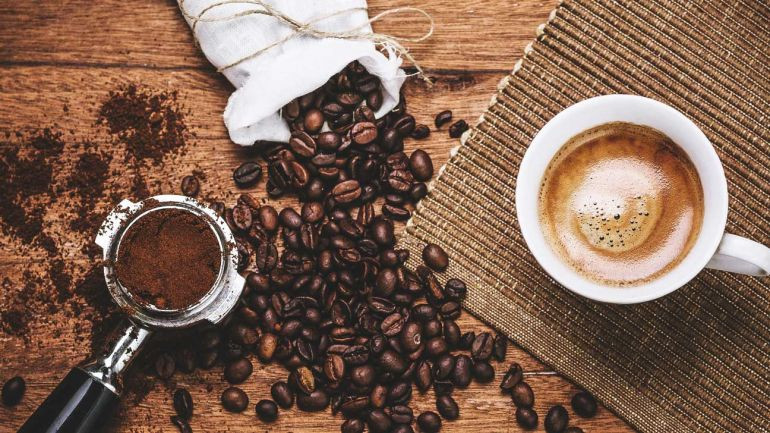 Польза и вред кофе: как правильно пить напиток, чтобы укрепить здоровье