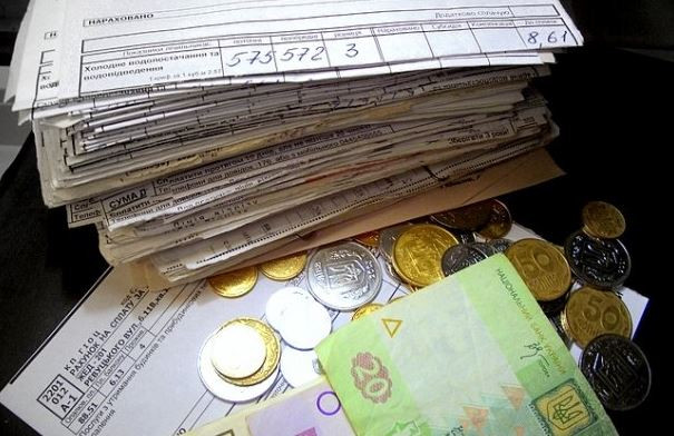 Заоблачные цифры: украинцам назвали среднюю сумму в платежке за март