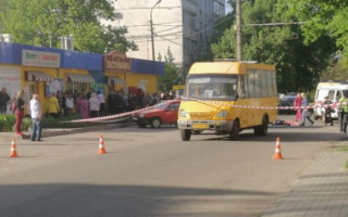 Трагедия в Сумах: маршрутка насмерть сбила ребенка
