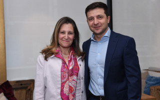 Возвращение Донбасса: Зеленский встретился с министром иностранных дел Канады