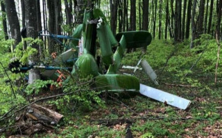 На румунському кордоні впав вертоліт контрабандистів: відео з місця знахідки