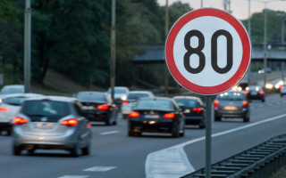 Можно ездить по 80 км/ч: водителям Киева сделали важное сообщение