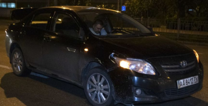 Был в гипсе: в Киеве легковушка сбила пешехода-нарушителя