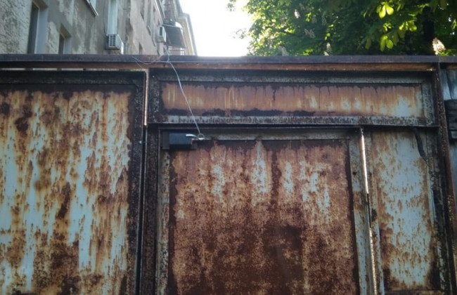 Происшествие под Днепром: местному жителю заминировали калитку дома