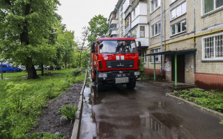 Всему виной стиральная машина: в Киеве вспыхнул серьезный пожар в квартире
