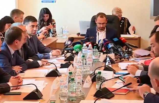 Комітет ВР прийняв рішення щодо дати інавгурації Зеленського