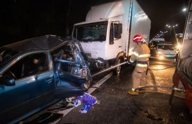 Моторошна ДТП під Києвом: у лікарні опинилися четверо людей
