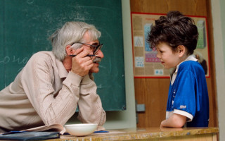 Масово втрачають роботу: у школах Києва визріває скандал