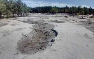 В сети показали последствия незаконной добычи янтаря: впечатляющее видео