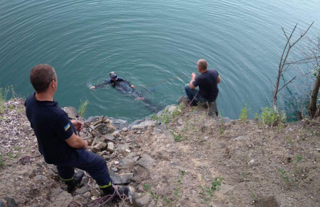 Трагедия в Кривом Роге: подросток сорвался со скалы и погиб в заброшенном карьере