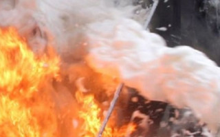 Масштабный пожар в Днепре: горел автосалон