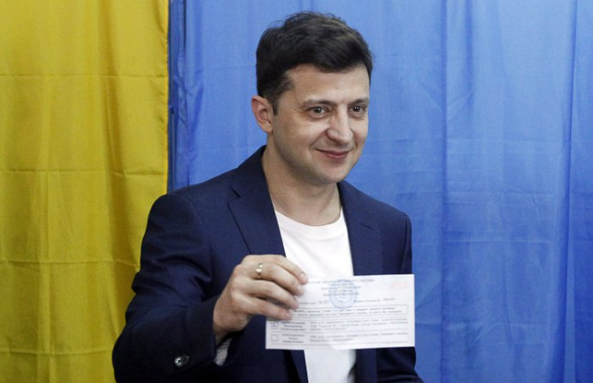 Президент оплатил штраф за нарушение во время голосования