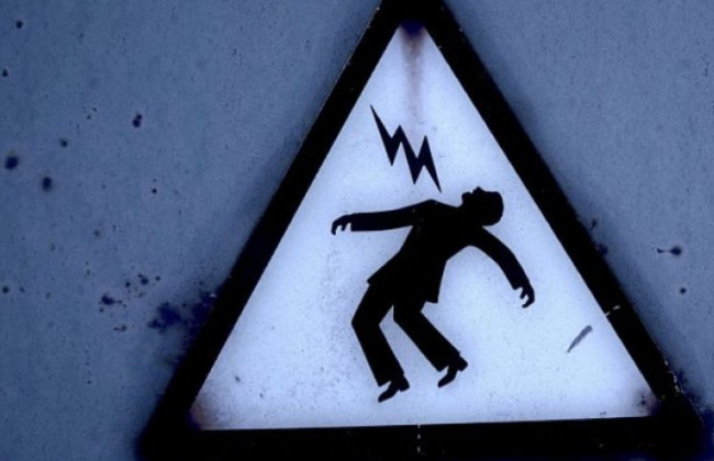 Смертельна робота: на Прикарпатті чоловіка вбило струмом