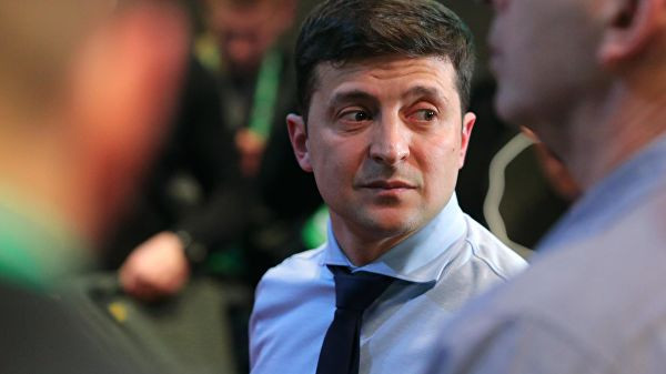 Требуют отставки Зеленского: на сайте Президента появилась неожиданная петиция