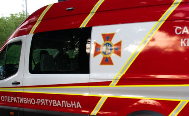 Поссорилась и прыгнула с моста: в Киеве произошла трагедия