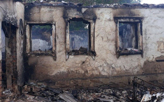 Под Донецком боевики обстреляли жилые дома