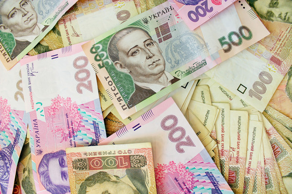 Зарплаты в Украине: граждан порадовали увеличенными выплатами