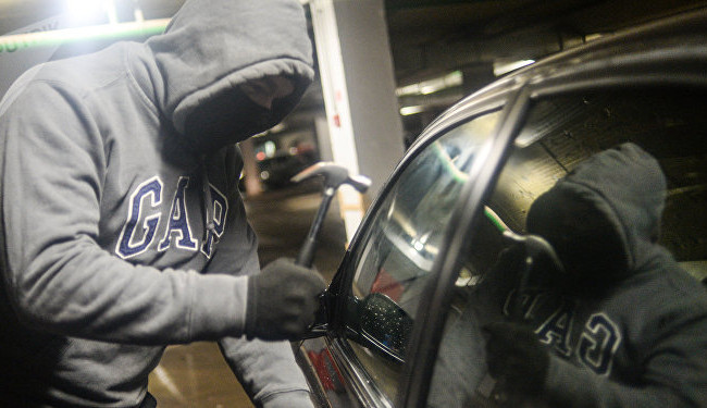 Водіям на замітку: у Києві затримали серійного автокрадія
