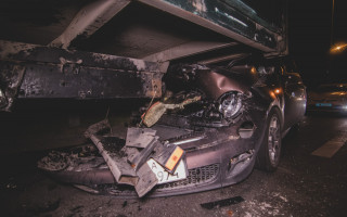 ДТП в Киеве: Fiat угодил под грузовик